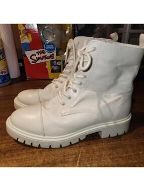 ALDO Ivory Leather Cap Toe Lace Zip Platform Combat Boots Womens Size 11 Clean